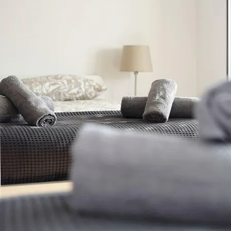 Апартаменти Spacious 2 Bedroom In Belem Лісабон